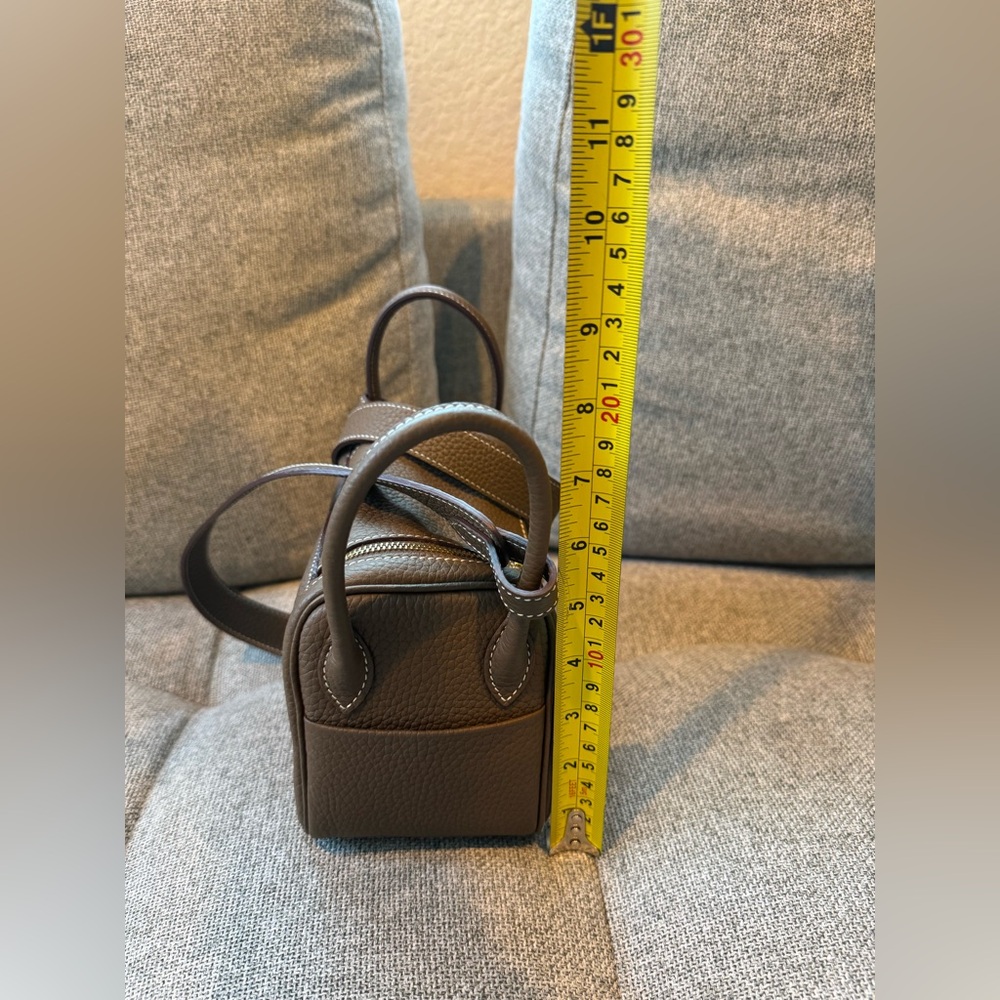 Elegant Brown Leather Women's Bag - Picture 10 of 11